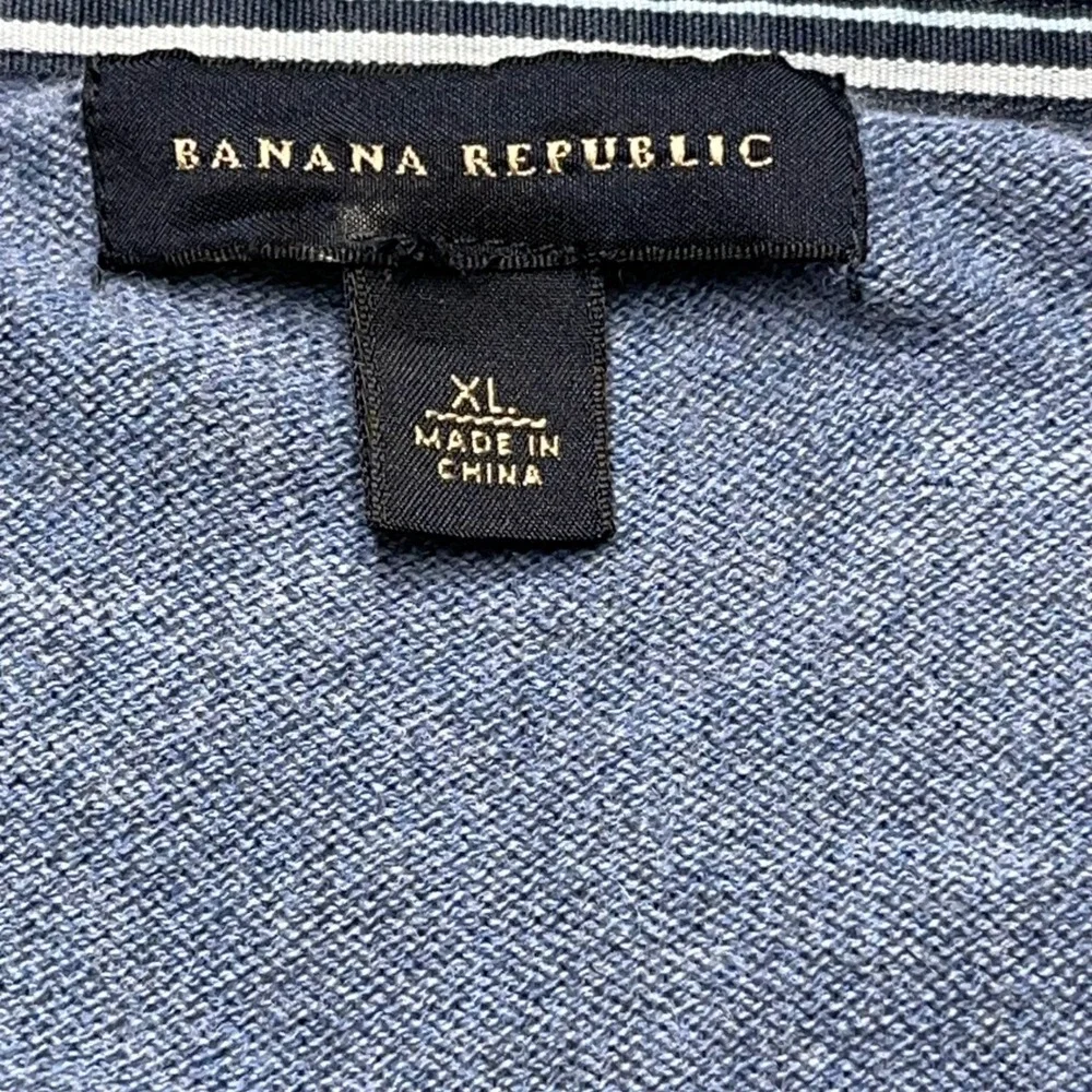 Banana Republic hue type